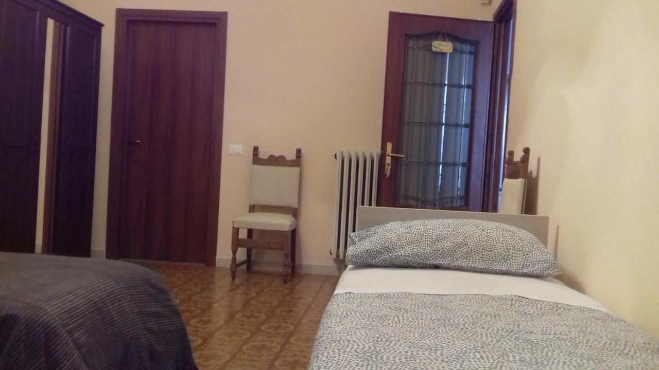 Locanda Cavallo Bianco - Affittacamere Robella Eksteriør billede